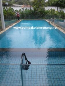 ahli perawatan kolam renang