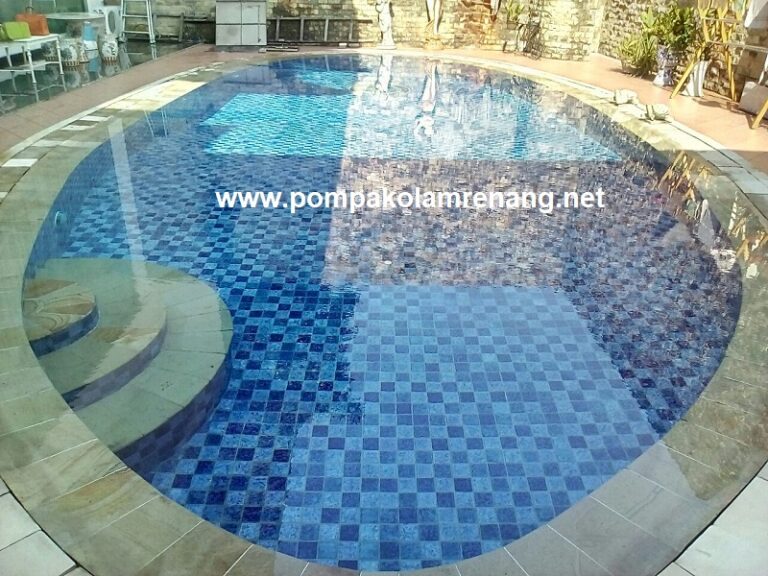 Cara Menguras dan Mengisi Air Kolam Renang Dengan Benar distributor mozaik kolam renang