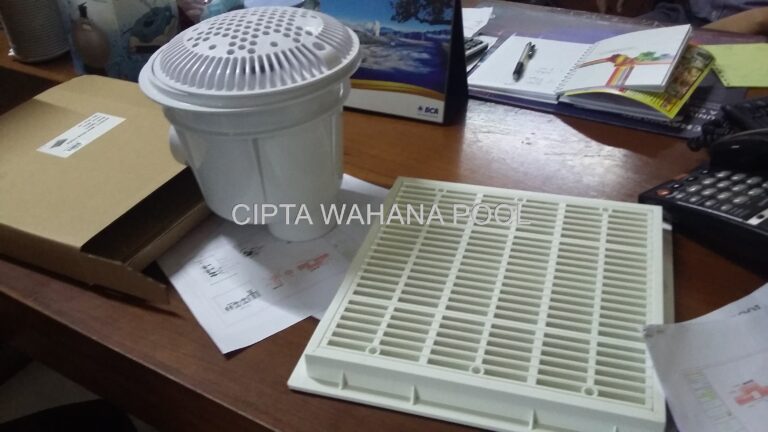 Fungsi Peralatan Pendukung Kolam Renang Fungsi Peralatan Pendukung Sistem Kolam Renang