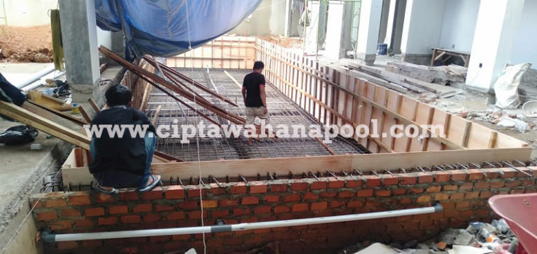 Inspirasi Desain Kolam Renang kaca Rooftop