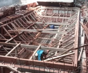 Pembuatan bekisting dalam