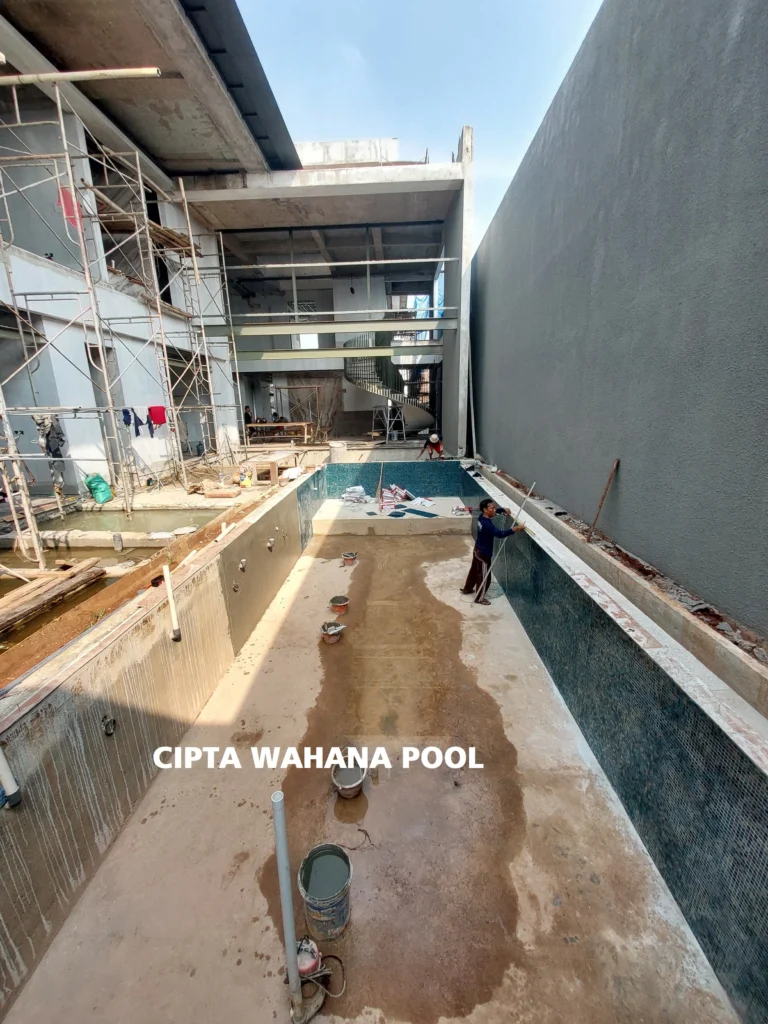 Tips Membangun Kolam Renang Di Lahan Yang Sempit